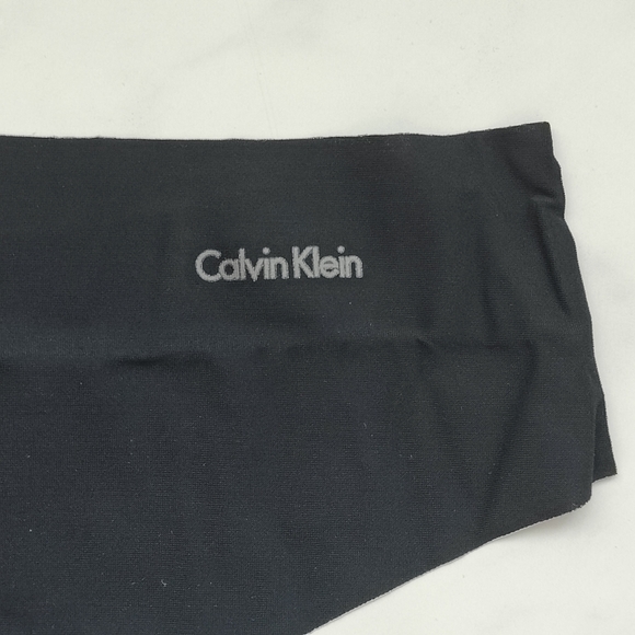 NWOT CALVIN KLEIN INVISIBLES THONG PANTY IN CK BLACK SIZE EXTRA LARGE - Picture 3 of 4